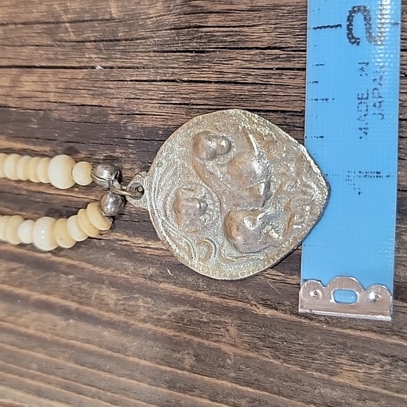 2 For $10!! Vintage Horse Medallion & Stone Bead Necklace - Picture 5 of 13